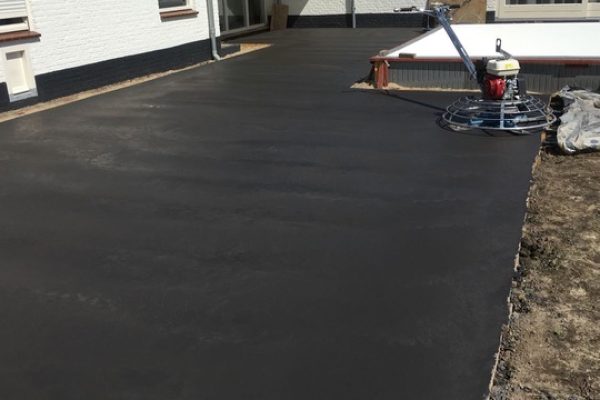 betonvloer-terras-storten